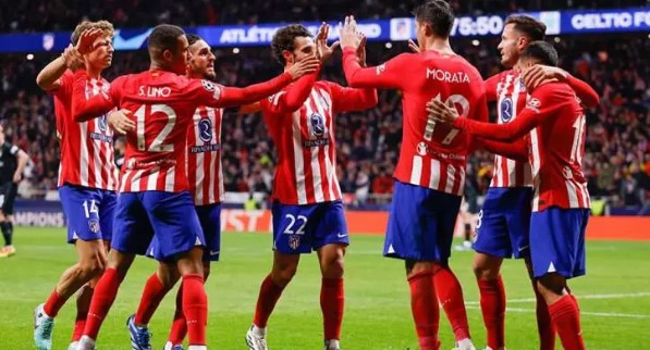 Foto - Topun peşinden giden milyonlarca dolarlar! İşte çuvalla para harcayan takımlar