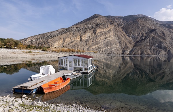 Foto - Tortum Gölü tüm dikkatleri üzerine çekiyor