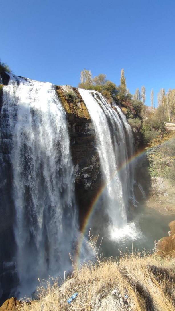 Foto - Tortum Şelalesi gökkuşağı ile süslendi