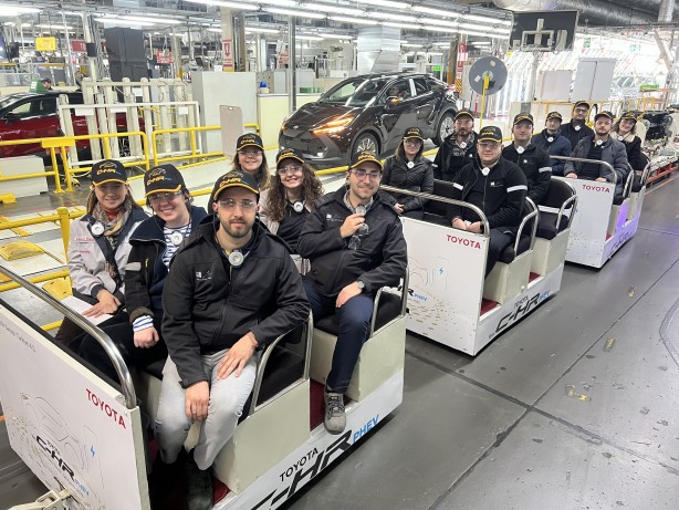 Toyota Otomotiv Sanayi Türkiye, "Önce Bağış Sonra Fabrika Turu" projesine kaldığı yerden devam ediyor!