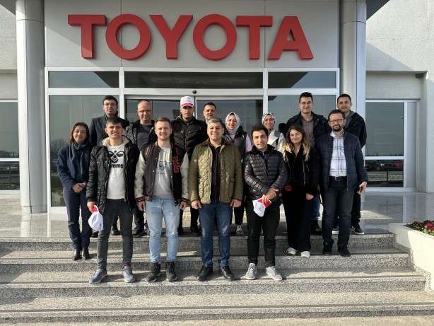 Foto - Toyota Otomotiv Sanayi Türkiye, "Önce Bağış Sonra Fabrika Turu" projesine kaldığı yerden devam ediyor!