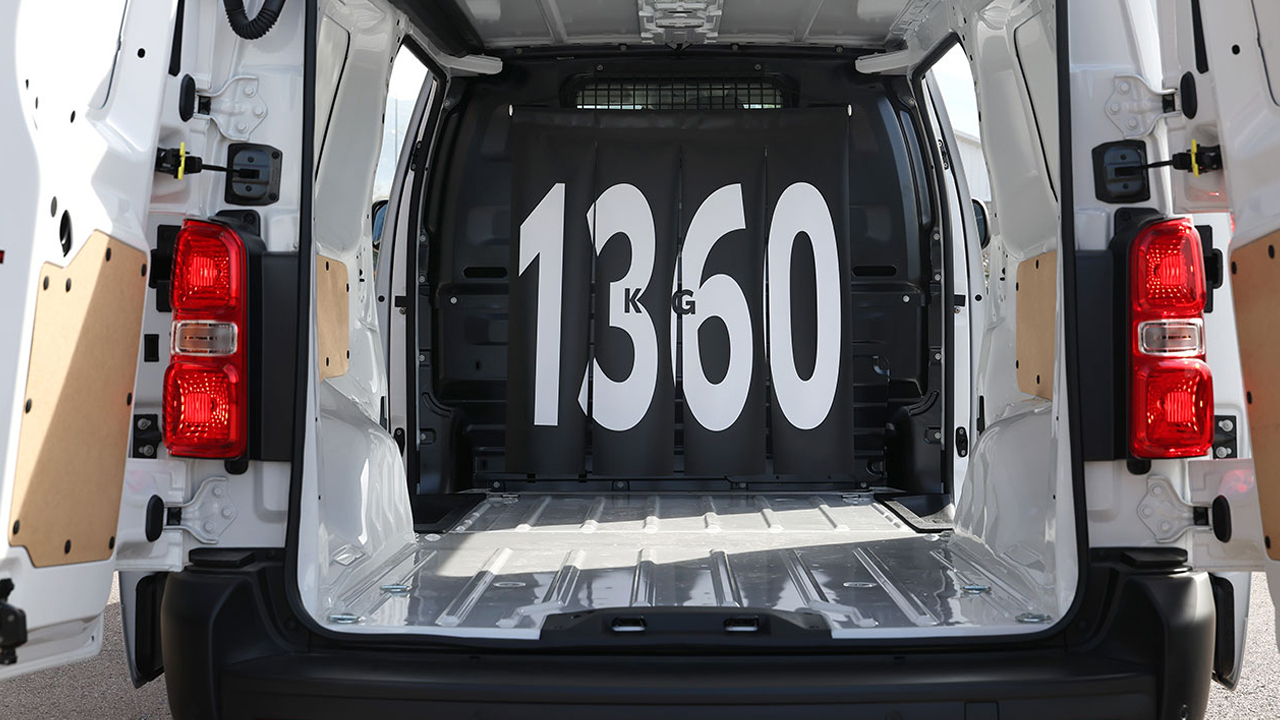 Foto - Toyota Professional’dan 7’li atak! Her yüke, her yola uygun araçlar lansmana özel fiyatlarla satışa sunuldu! 