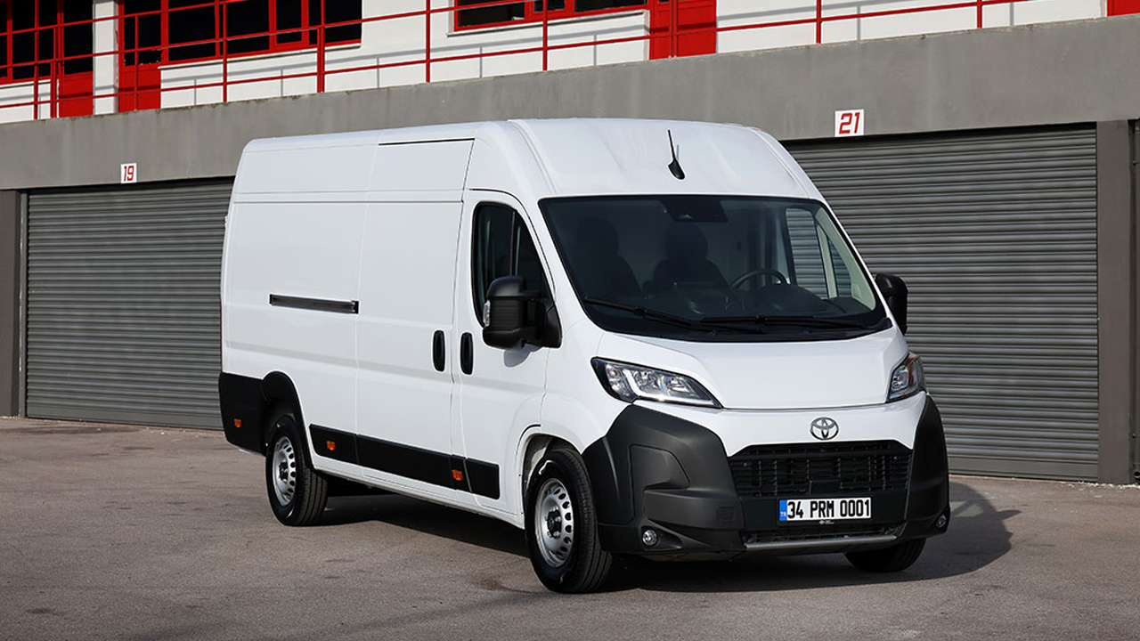 Foto - Toyota Professional’dan 7’li atak! Her yüke, her yola uygun araçlar lansmana özel fiyatlarla satışa sunuldu! 