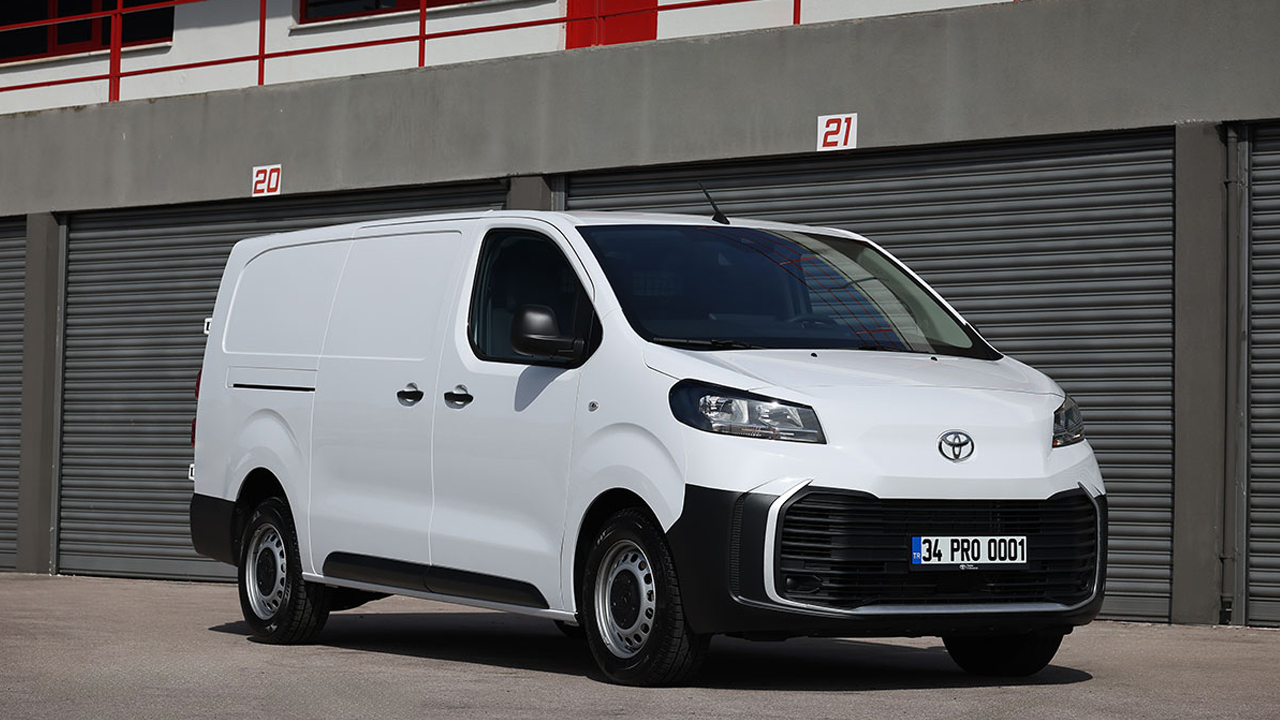 Foto - Toyota Professional’dan 7’li atak! Her yüke, her yola uygun araçlar lansmana özel fiyatlarla satışa sunuldu! 