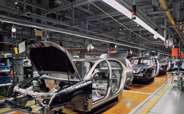 Foto - Toyota, Tesla'ya özendi! Geleneksel yöntemi terk edecek