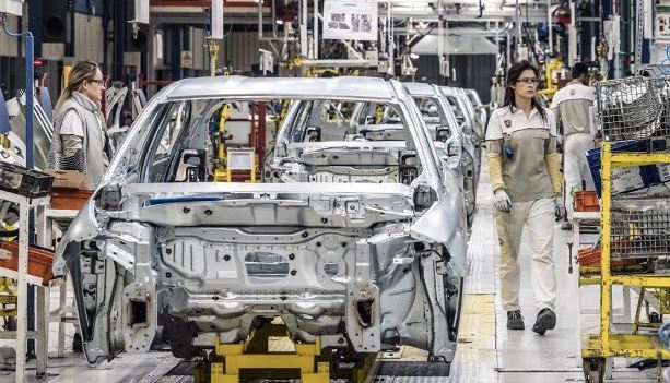 Foto - Toyota, yeni elektrikli aracı için milyarlarca dolarlık yatırım yapacak