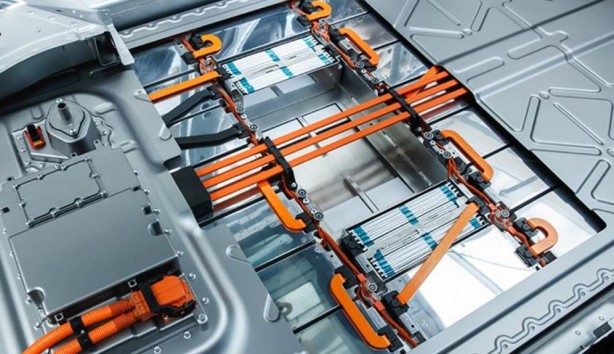 Foto - Toyota’dan elektrikli otomobil hamlesi! Yeni batarya fabrikası kuracak