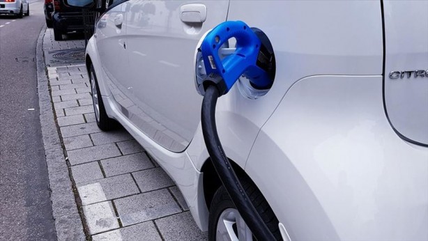 Foto - Toyota'dan şaşırtan elektrikli otomobil açıklaması! Kimse bunu beklemiyordu