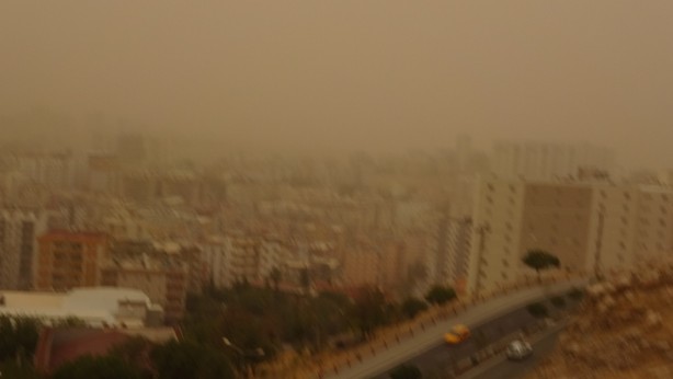 Foto - Toz bulutu tüm şehri kapladı!