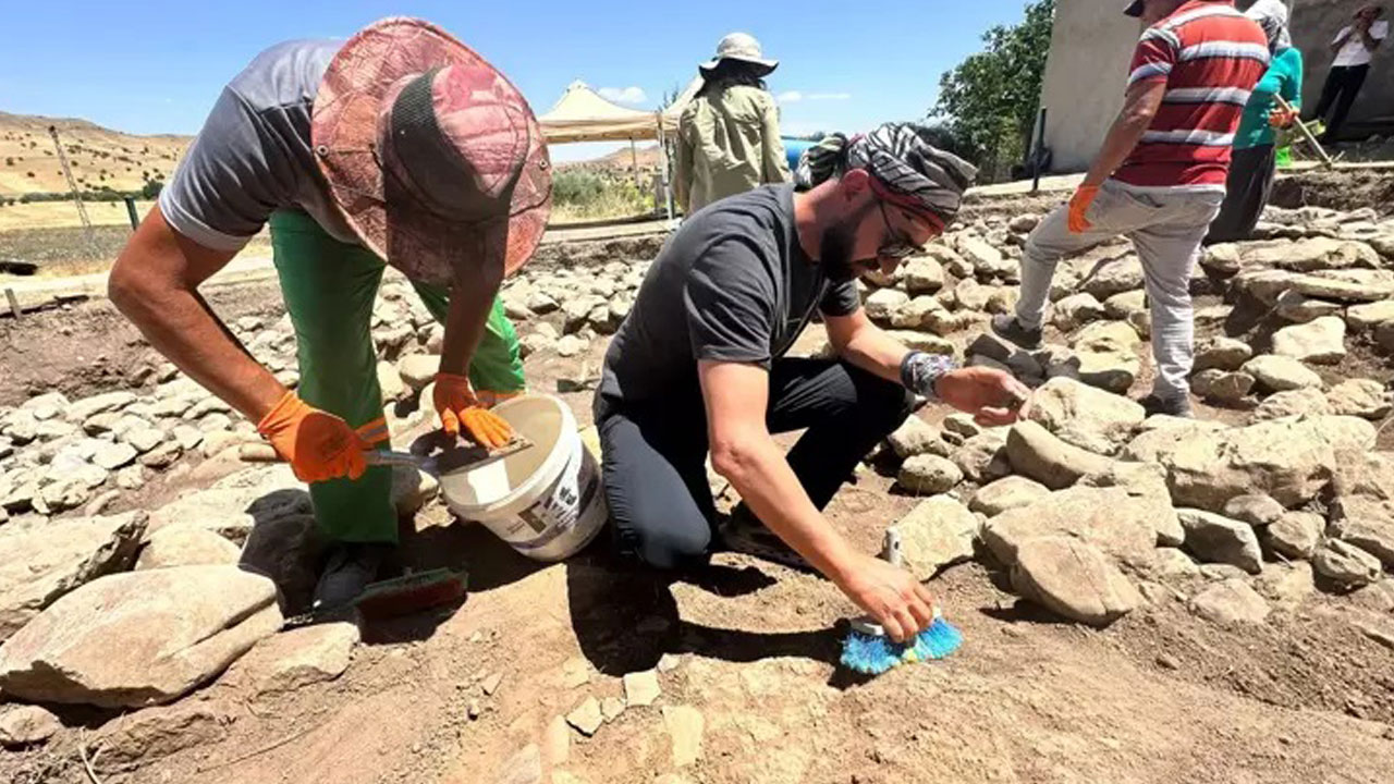 Foto - Tozkoparan Höyüğü'nde üçüncü kazı başladı! 6 bin 350 yıllık tarih ortaya çıktı