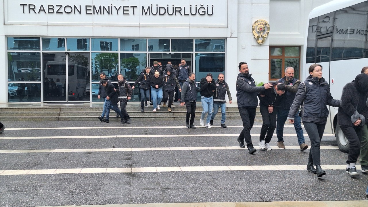 Foto - Trabzon merkezli 23 ilde 9 milyarlık yasa dışı bahis ve dolandırıcılık operasyonu