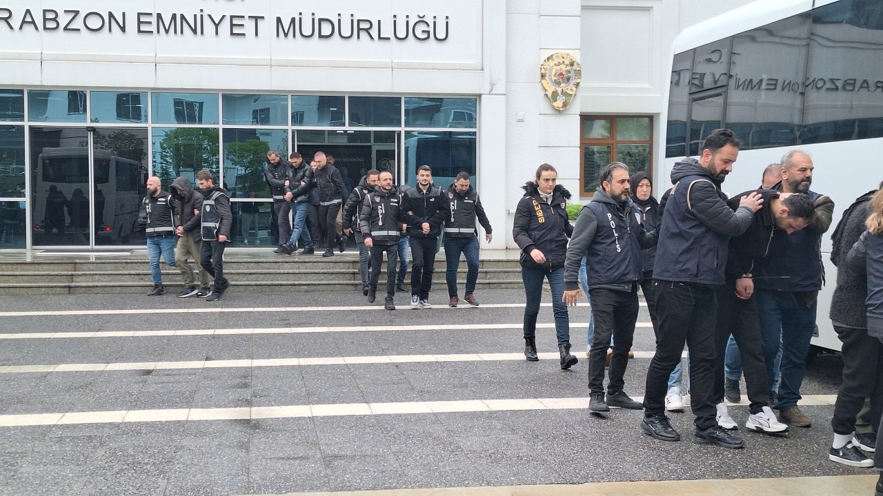 Foto - Trabzon merkezli 23 ilde 9 milyarlık yasa dışı bahis ve dolandırıcılık operasyonu