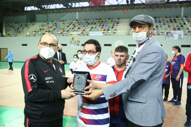 Trabzon'da down sendromlu gençlerle eğlenceli anlar