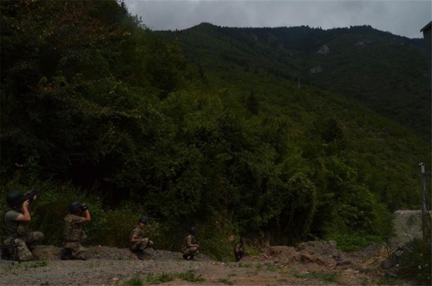 Foto - Trabzon'da polise terör saldırısı!