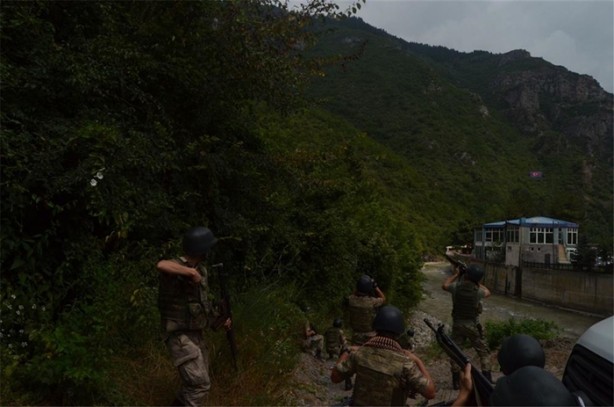 Foto - Trabzon'da polise terör saldırısı!