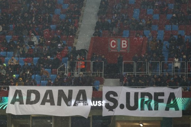 Foto - Trabzon'da tüyler diken diken oldu! Taraftarlar 10 şehri unutmadı...