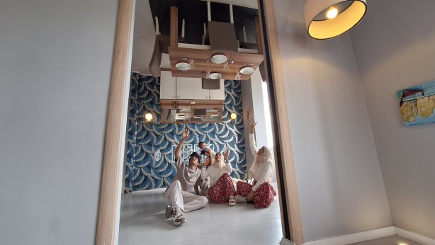 Trabzon'daki ‘Ters Ev' Arap turistlerin ilgi odağı oldu