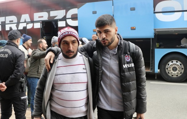 Foto - Trabzonspor, İstanbul'a geldi