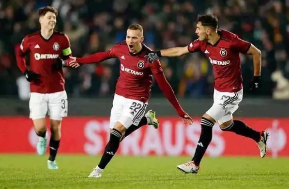 Foto - Trabzonspor ve Başakşehir kazandı! Ülke puanımız yenilendi