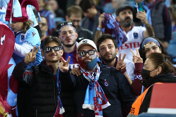 Foto - Trabzonspor'da Şampiyonluk şarkıları söylenmeye başlandı...