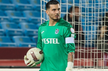 Foto - Trabzonspor'da Uğurcan Çakır'dan sürpriz karar! Transfer... Tüm Türkiye'ye böyle ilan ettiler