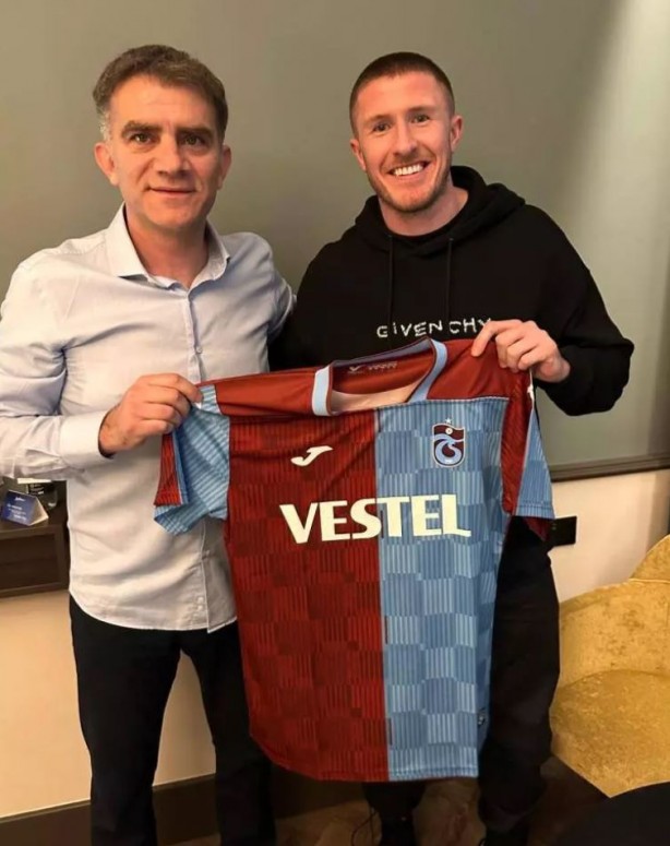 Foto - Trabzonspor'dan dev transfer hamlesi! 4 futbolcu imza attı!