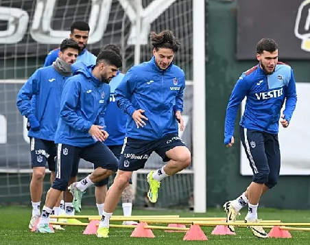 Foto - Trabzonspor'dan flaş karar! 'Artık Brezilyadayız diyerek duyurdular: Transfer rotası değişti!