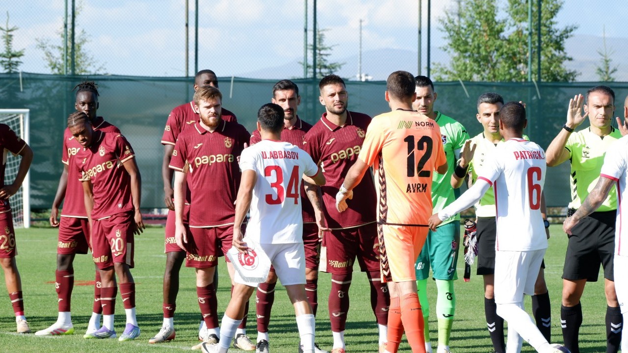 Foto - Trabzonspor’dan sezon öncesi şok yenilgi! Azerbaycan ekibine boyun eğdi
