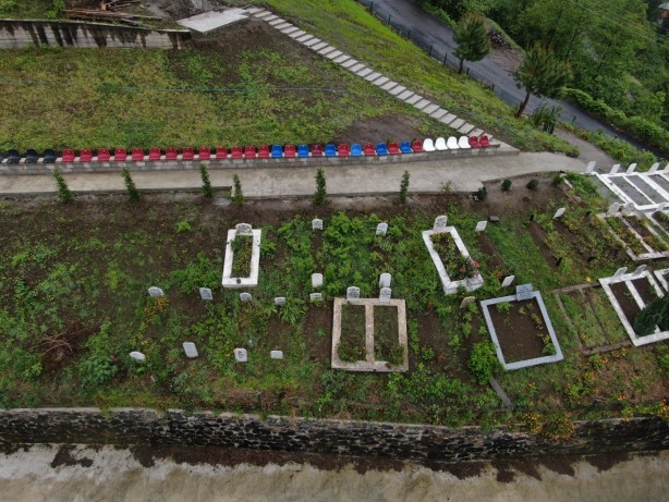 Foto - Trabzonspor’un cevabı ne olacak? Burası Stadyum Değil Mezarlık!