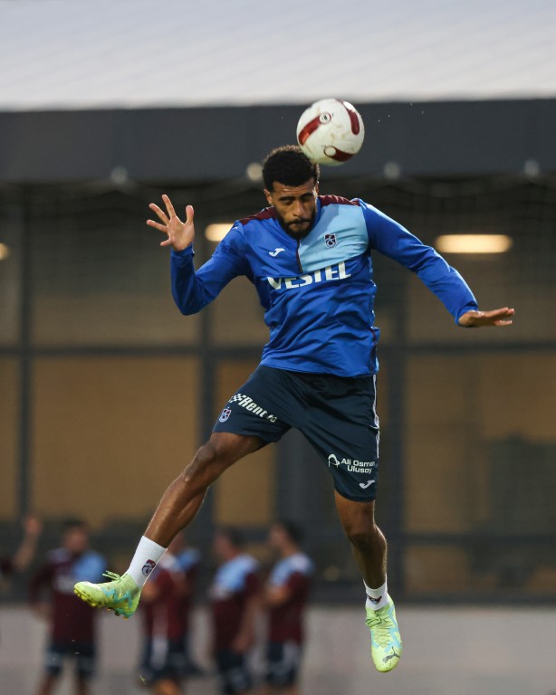 Foto - Trabzonspor'un en büyük rakibi yol! İstanbul takımlarına göre... İşleri çok ama çok zor...