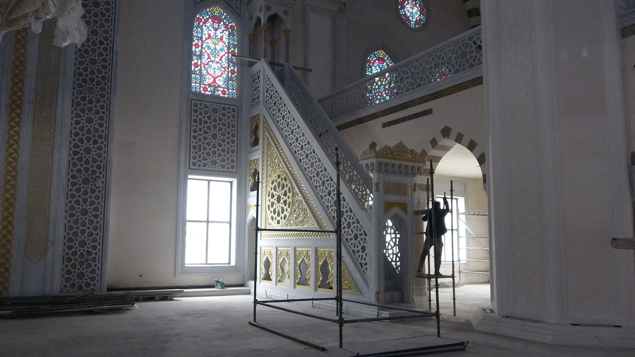 Foto - Trabzon'un yeni sembolü! Doğu Karadeniz'in en büyük camisi açılış için gün sayıyor