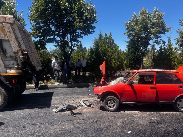 Trafiğe kapalı yola girdi, dehşet saçtı: Ölüler var