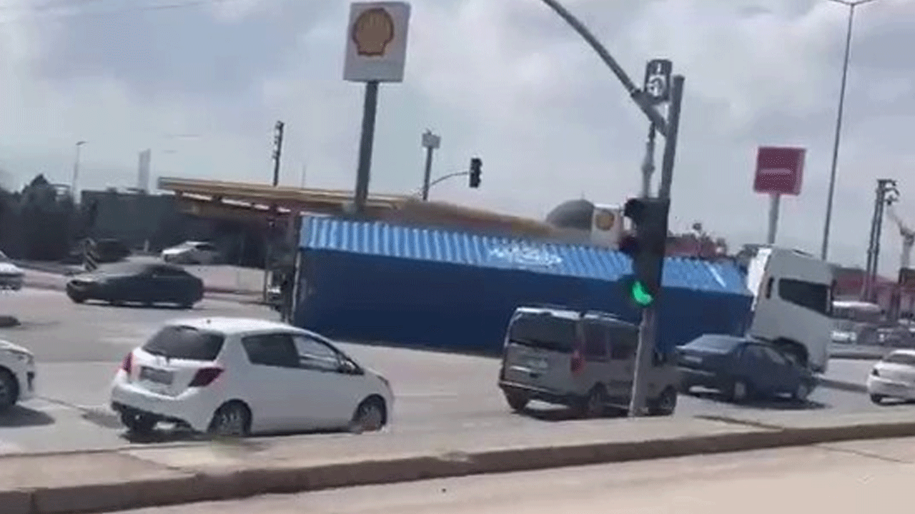 Trafiği felç eden kaza