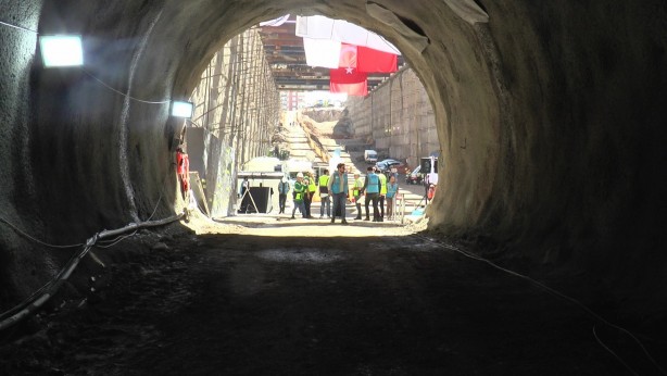 Foto - Trafiği rahatlatacak! 2023'te açılacak dev metro projesinin tünelinde ışık gözüktü