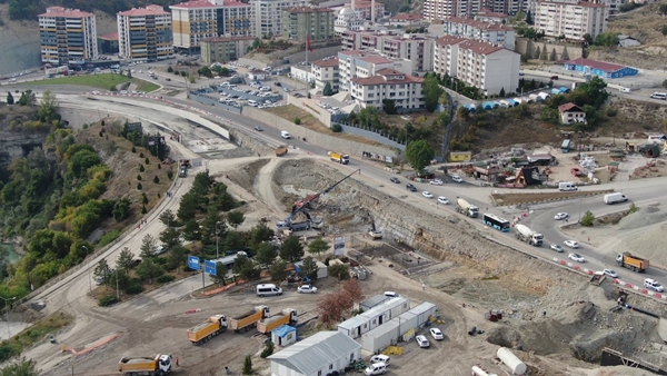 Foto - Trafik çilesini bitirecek! Yüzde 70’i tamamlandı