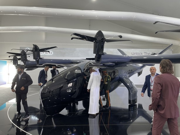 Foto - Trafik derdi bitiyor! Uçan taksi 2026'da hizmet verecek! 10 dakikada 40 kilometrelik yol!