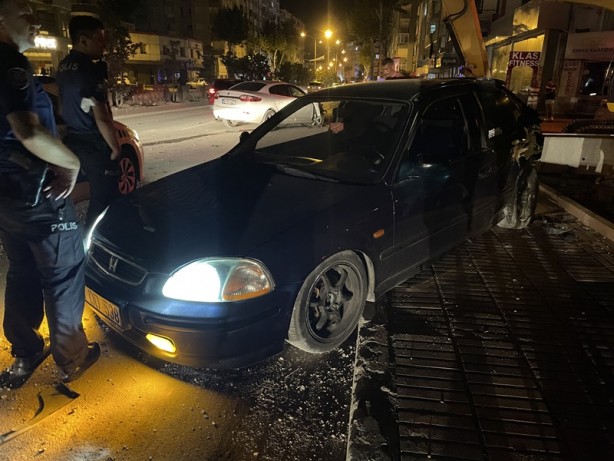 Foto - Trafik kazası sonrası bıçaklı saldırı: 1 kişi yaralandı
