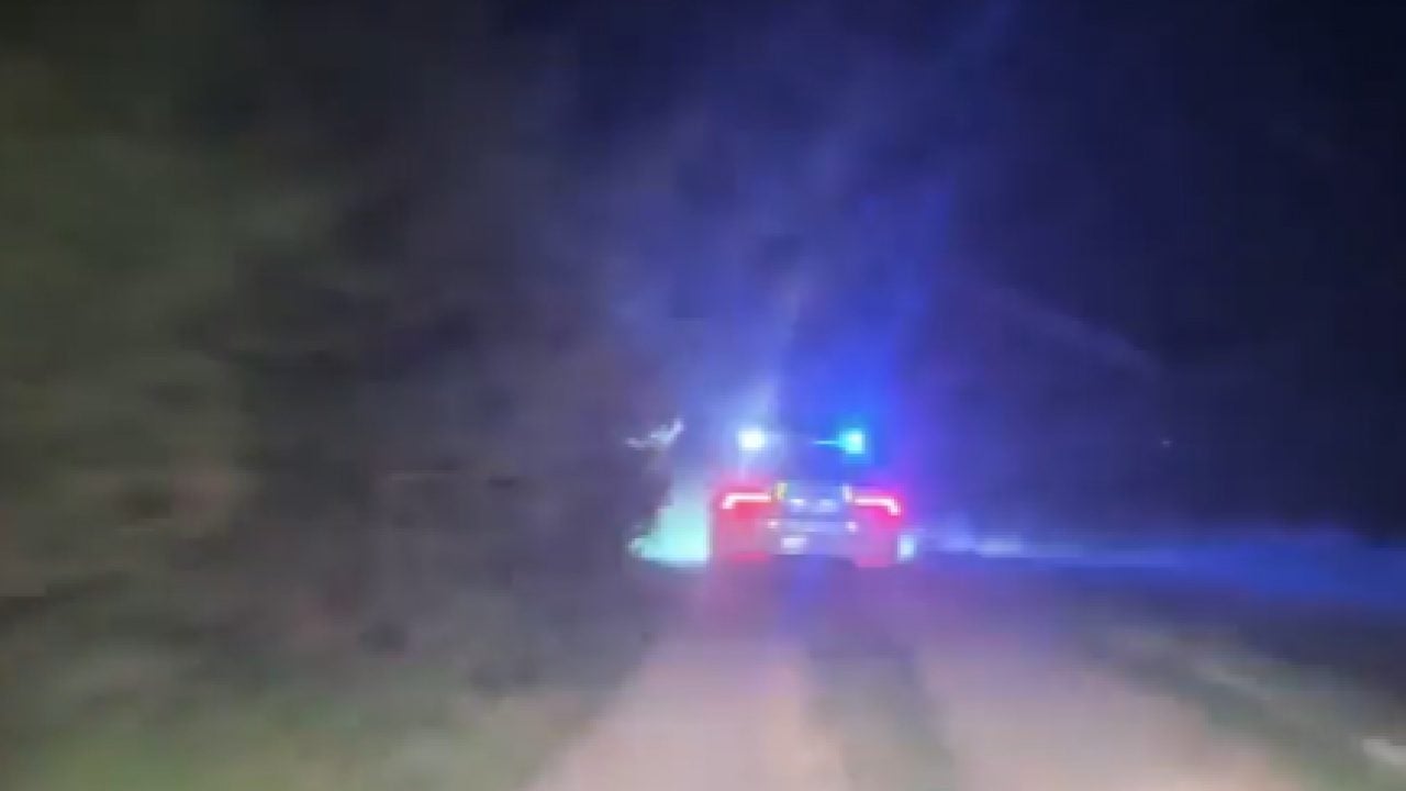 Foto - Trafikte bunu yapan yanıyor: Burdur'da 'dur' ihtarına uymayan sürücüye ağır ceza!