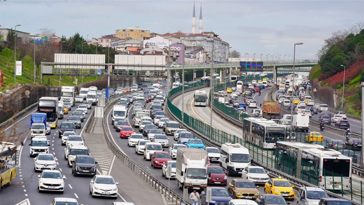 Trafikte bunu yapanlar yandı! Cezası 8 bin 500 liradan 85 bin liraya çıkarıldı