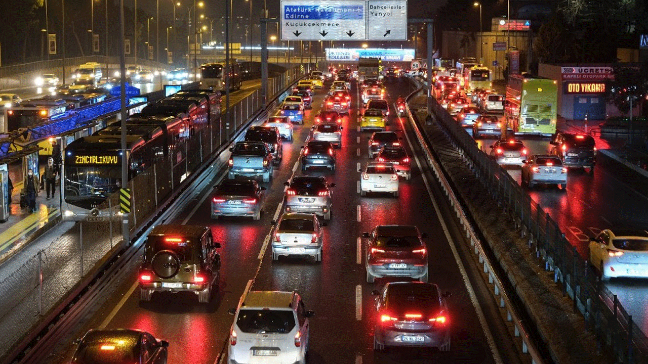 Foto - Trafikte bunu yapmadan önce bir kez daha düşünün: Hapis cezası geliyor!
