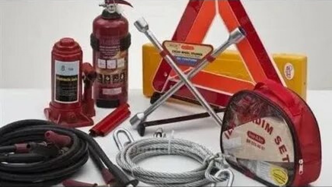 Trafikte eksik ekipmana ağır fatura! Aracında bu malzemeler olmayan yandı: 1.246 TL ceza kesilecek!