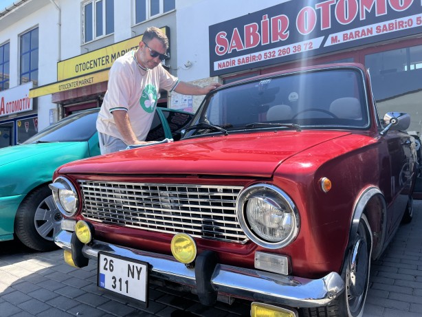 Foto - Trafikte görenler bir daha bakıyor! Bir dönem herkesin hayaliydi