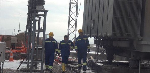 Foto - Trafo patlaması nedeniyle fabrikalarda üretim durdu