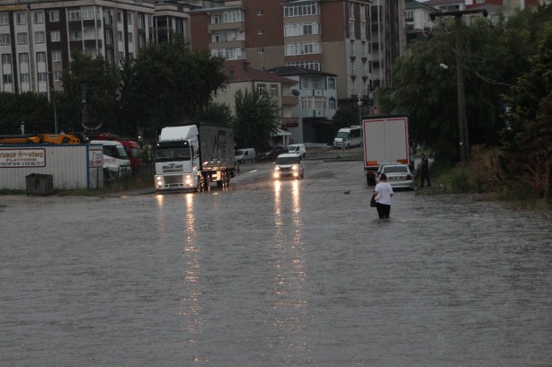 Foto - Trakya'da sağanak hayatı olumsuz etkiliyor
