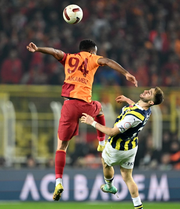 Foto - TRANSFER HABERİ - Galatasaray'a çilek geliyor! Okan Buruk'un yeni golcüsü belli oldu