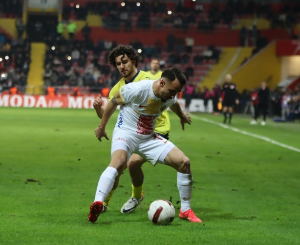 Foto - Transfer kelepire gelecek! Fenerbahçe bombayı her an patlatabilir! Müjde diyerek duyurdular