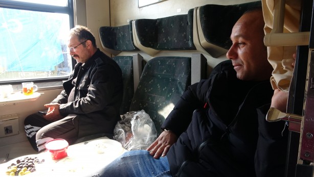 Foto - Tren vagonları depremzedelerin evi oldu