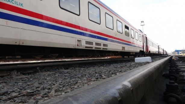 Foto - Tren vagonları depremzedelerin evi oldu