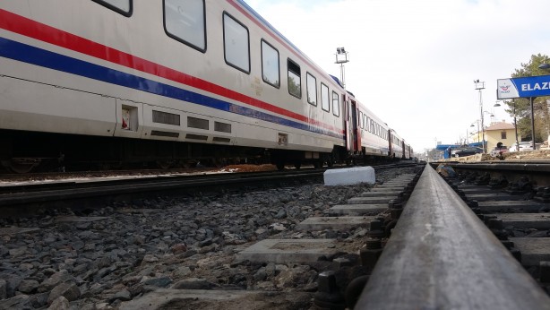 Foto - Tren vagonları depremzedelerin evi oldu