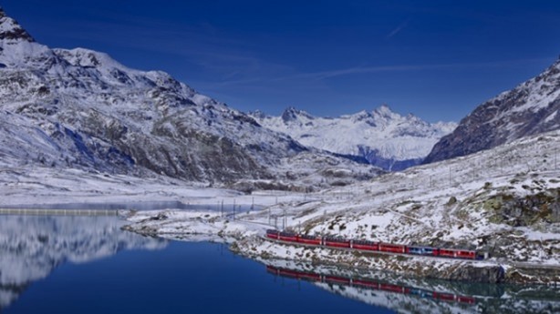 Foto - Tren yolunda muhteşem manzara